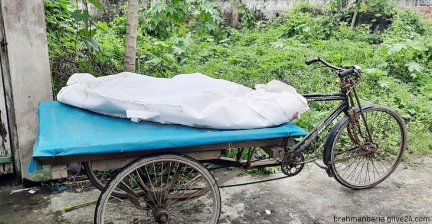 প্রাণ গেলো তরুণীর ব্রাহ্মণবাড়িয়ায় ট্রাকচাপায়